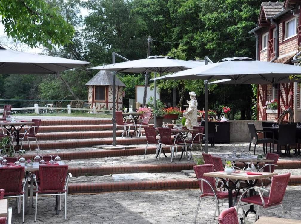 Hotel - Restaurant Le Moulin De Villiers Nouan-le-Fuzelier 외부 사진