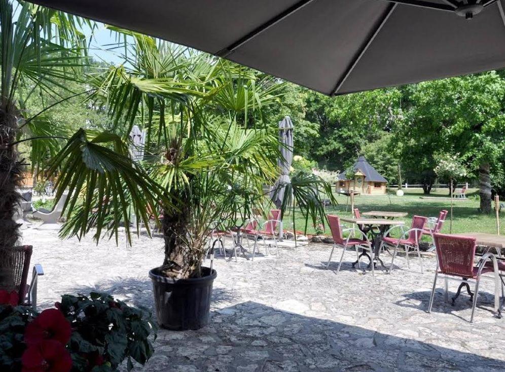 Hotel - Restaurant Le Moulin De Villiers Nouan-le-Fuzelier 외부 사진