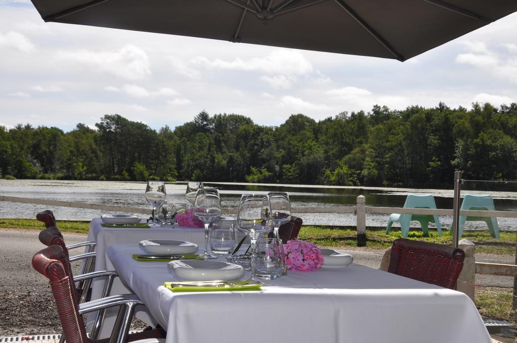 Hotel - Restaurant Le Moulin De Villiers Nouan-le-Fuzelier 외부 사진